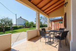 MIMA house with apartments