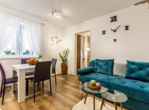 Iron Gates Apartments