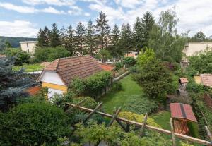 Charming two bedrooms apartment