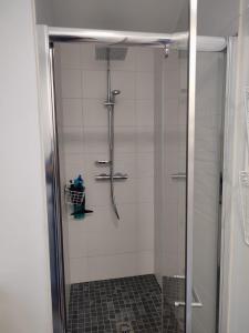Appartements Calme et verdure a Poissy 50 m2 parking terrasse : photos des chambres