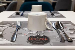 Hotels Hotel De L'univers : photos des chambres