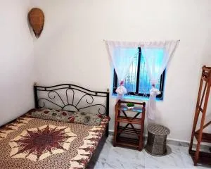 Cockerel Homestay - Traditional Beach Village - Goa - Magdāl
