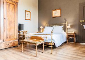 Hotels Chateau d'Ygrande - les Collectionneurs : photos des chambres