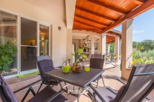 House UNA in a quiet location near Pula