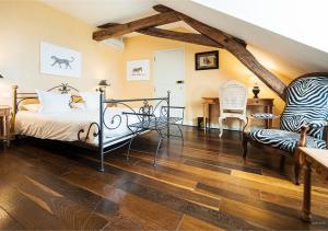 Hotels Chateau d'Ygrande - les Collectionneurs : photos des chambres