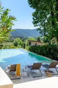 Les Lodges Sainte-Victoire Hotel & Spa - 勒鲁热新堡