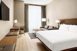 King Room with Sofa Bed room in AC Hotel by Marriott San Francisco Airport/Oyster Point Waterfront