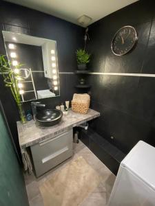 Studio cocooning - Terrasse - Jardin - Piscine