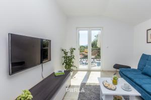 House BRINY in a quiet location on Krk island, beautiful beach