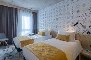 Premium Twin Room room in ibis Styles Bucharest City Center