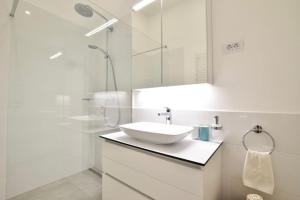 Luxury Apartment by Hi5 - Budapest Broadway (094)