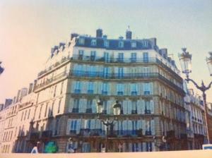 Appartements Appartement moulin rouge II : Appartement avec Balcon