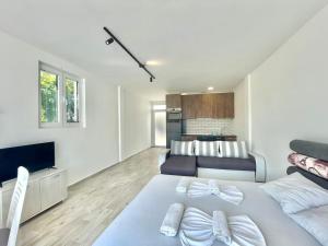 Bucanero Apartments Budva