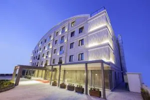 Lamec Hotel Business - Korfez