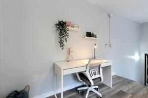 Loft style 1b Apt , Fast Wi-Fi Virg14