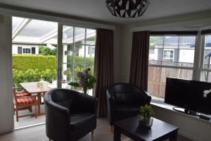 30, Holiday Inn Oisterwijk #Hygiëne #Airport Eindhoven #Airco #Bosrijk #Hiking & Biking #Efteling #Safaripark
