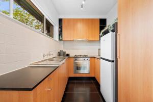Ground floor one bedroom apartment in South Yarra