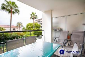 Air-conditioned Studio with pool St Laurent du Var