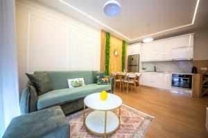 Green Terrace Apartment 4