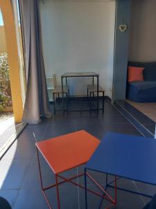 Appartement avec jardin, vue sur étang , proximité mer Gruissan Ayguades