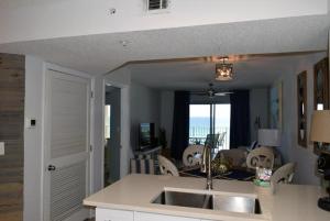 404 Summerlin by Alicia Hollis Realtor Rentals - Open Mar 3rd for 6 Nights