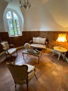 B&B / Chambres d'hotes Le Chateau de Leugny : photos des chambres