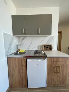 Apartments Basha 1 - Long Beach