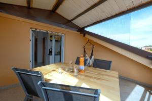 Apartments Ari and Bonnie - cozy with roof terrace