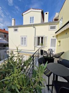 Apartment and Room Marija 