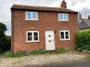 Wallflower Cottage - Hickling