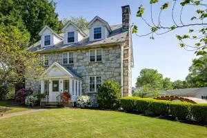 Quakertown Vacation Rental Close to Hiking Trails - Barto