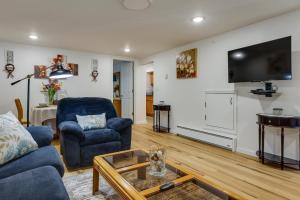 Quakertown Vacation Rental Close to Hiking Trails