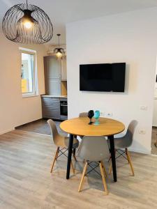 Apartment #12lunipebega Timisoara