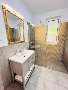 Apartment #12lunipebega Timisoara