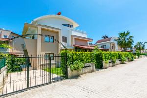 Paradise Town Villa Beliza