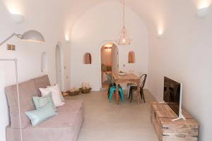 Cleo's Dream Villa Santorini Greece