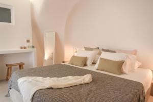 Cleo's Dream Villa Santorini Greece