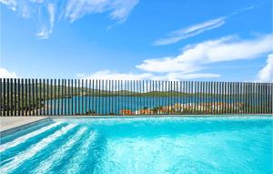 Awesome Home In Zaboric