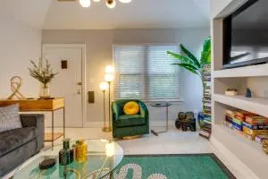 Centrally Located Home with Patio in Oklahoma City - 贝瑟尼