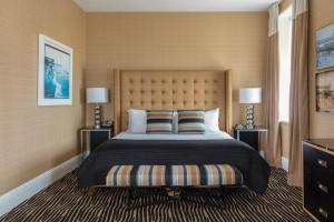 Standard King Room room in Berkeley Oceanfront Hotel
