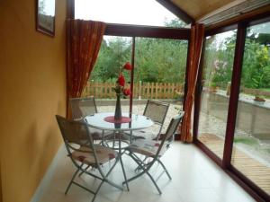 Maisons de vacances Gite Bonvillet, 3 pieces, 5 personnes - FR-1-589-103 : photos des chambres