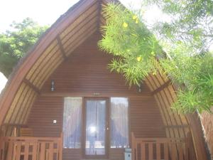 Sandy Beach Bungalows