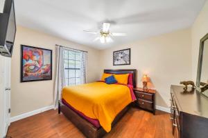 Verb - Arcades, Grill, Gym, Piano, Pong, & Beach!