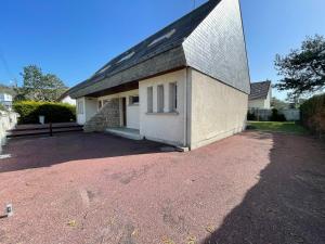 Appartements Appartement Jullouville, 2 pieces, 4 personnes - FR-1-361-493 : photos des chambres