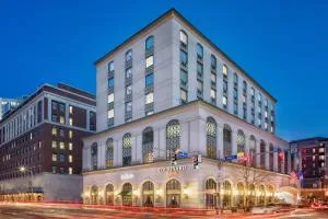 Courtyard by Marriott Stamford Downtown - 拉伊