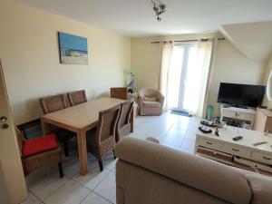 Appartements Duplex 2 Chambres avec Parking et Animaux Admis - FR-1-675-22 : photos des chambres