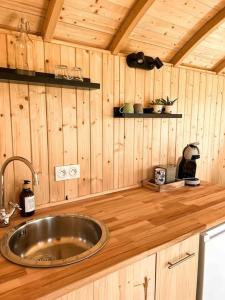 Chalets Roulotte „douceur“ : photos des chambres