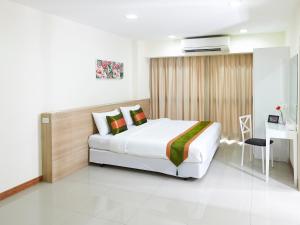 Phòng Loại Sang Giường Đôi (Deluxe Double Room)
