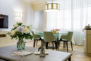 Principe Ludovico - La Dimora degli Affreschi Florence