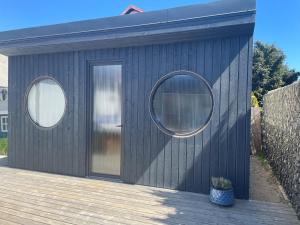 Dom Belona z prywatnym podgrzewanym basen i jacuzzi